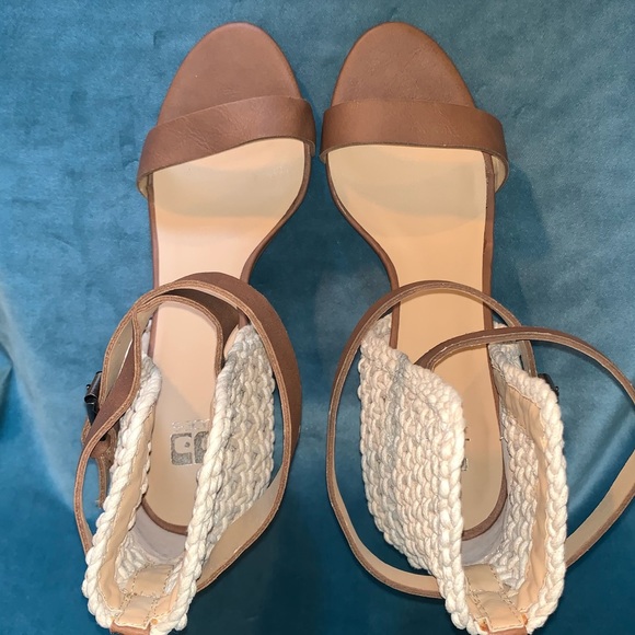 Joe’s Jeans heels. Size 9M. - Picture 4 of 5